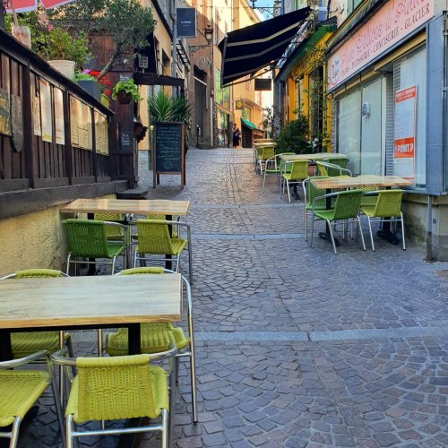 Location gite spacieux Ax Les Thermes - Rue piétonne